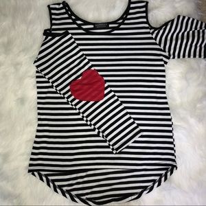 Striped off the shoulder long sleeve! sz medium!